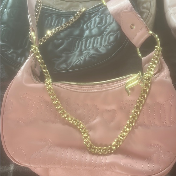 Juicy Couture Cream Quilted Crescent Shoulder Bag with Gold Chain - Picture 3 of 3